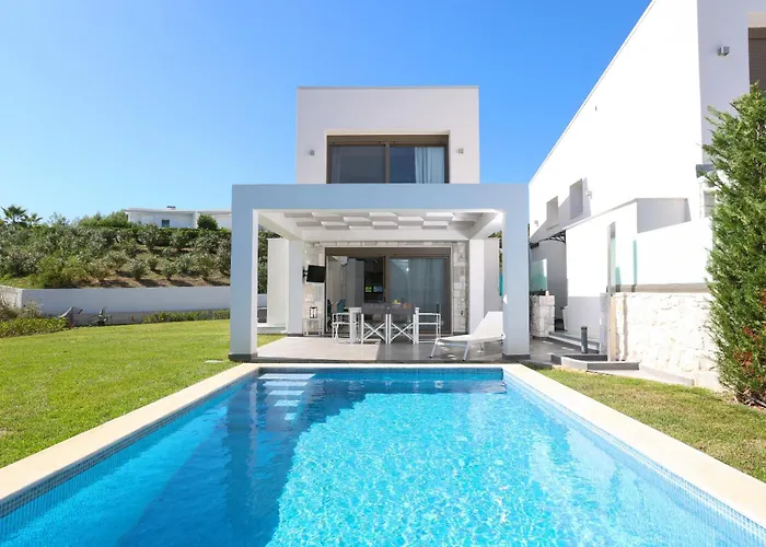 Villa Paradisio - Pool, Sea View, 4bdrms,bbq