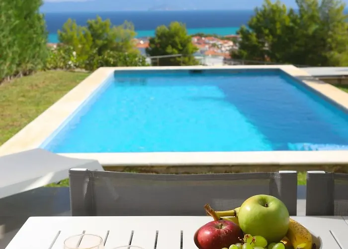 Paradisio - Pool, Sea View, 4bdrms,bbq Chaniotis