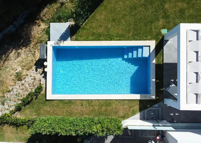 Villa Paradisio - Pool, Sea View, 4bdrms,bbq *