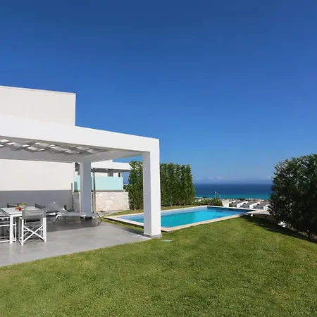 Paradisio - Pool, Sea View, 4bdrms,bbq וילה