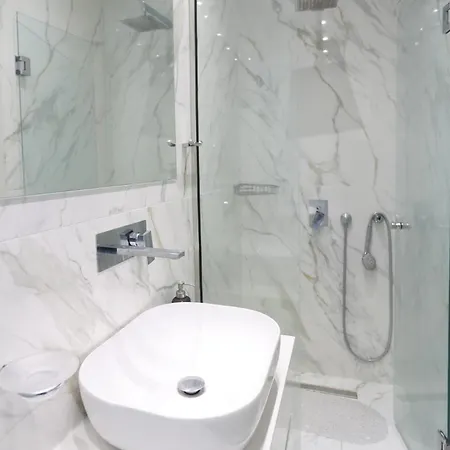 Paradisio - Pool, Sea View, 4bdrms,bbq חניוטי