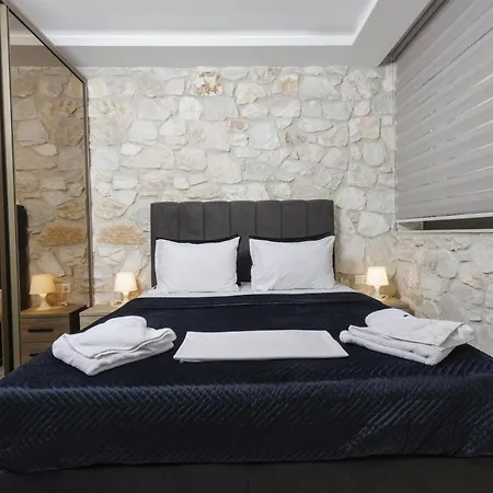 Paradisio - Pool, Sea View, 4bdrms,bbq וילה